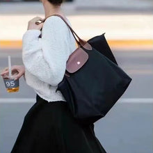 Laden Sie das Bild in den Galerie-Viewer, Nylon Teigtaschen Tote Tasche