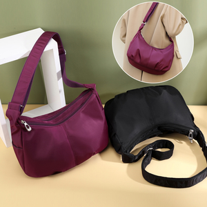 Knödeltasche aus Nylongewebe