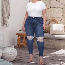 Laden Sie das Bild in den Galerie-Viewer, Jeans in Übergröße
