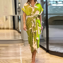 Laden Sie das Bild in den Galerie-Viewer, Lässiges Hemdkleid mit Reverskragen und Taillenaufdruck