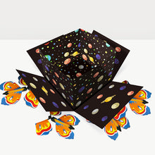 Laden Sie das Bild in den Galerie-Viewer, Magischer fliegender Schmetterling