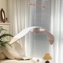 Laden Sie das Bild in den Galerie-Viewer, Fliegende Möwe Deckendekoration