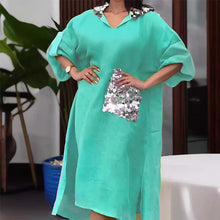 Laden Sie das Bild in den Galerie-Viewer, Fischschuppenkleid mit Kapuze und Pailletten