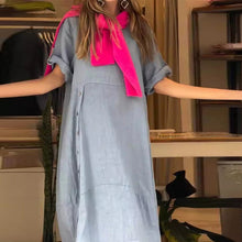 Laden Sie das Bild in den Galerie-Viewer, Damenkleid aus Baumwolle und Leinen mit seitlichen Knöpfen