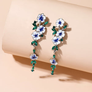 Blaue Blumenkettenohrringe
