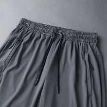 Laden Sie das Bild in den Galerie-Viewer, Unisex Super-Stretch-Schnelltrocknende Shorts