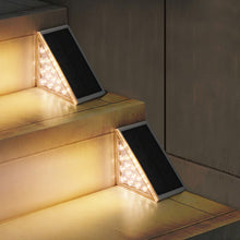 Laden Sie das Bild in den Galerie-Viewer, LED-Solar-Stufenlichter Wasserdichtes Treppenlicht für draußen