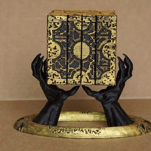 Laden Sie das Bild in den Galerie-Viewer, Abziegbar Zauberwürfel mit Sockel