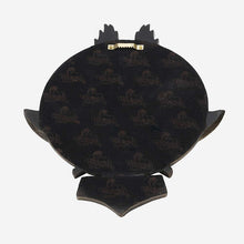 Laden Sie das Bild in den Galerie-Viewer, 🪓Retro Warrior Doppelaxt-Wanddekoration