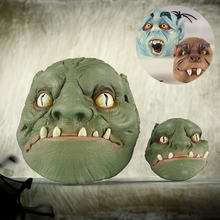 Laden Sie das Bild in den Galerie-Viewer, Horror-Kopf-Ornament aus Harz