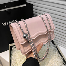 Laden Sie das Bild in den Galerie-Viewer, Einfarbige schlichte modische Umhängetasche mit Kette