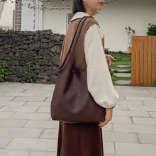 Laden Sie das Bild in den Galerie-Viewer, Große Kapazität Schultertasche