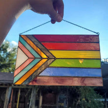 Laden Sie das Bild in den Galerie-Viewer, Fortschritts-Pride-Buntglasflagge