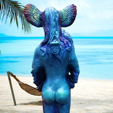 Laden Sie das Bild in den Galerie-Viewer, Eule Göttin Kunst Ornament