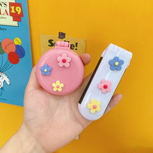 Laden Sie das Bild in den Galerie-Viewer, Tragbarer Blumen-Luftkissenkamm