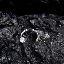 Laden Sie das Bild in den Galerie-Viewer, Hufeisenring mit Zirkonia und Gewindestäben für Piercings