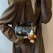 Laden Sie das Bild in den Galerie-Viewer, Mini Boston Bucket Bag mit Schulterriemen
