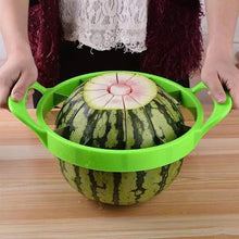 Laden Sie das Bild in den Galerie-Viewer, Wassermelonenschneider