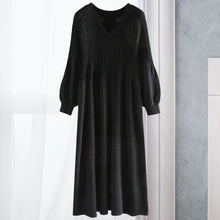 Laden Sie das Bild in den Galerie-Viewer, Lockeres Pulloverkleid mit Laternenärmeln