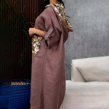 Laden Sie das Bild in den Galerie-Viewer, Fischschuppenkleid mit Kapuze und Pailletten