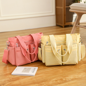 Lässige Tragetasche mit mehreren Taschen