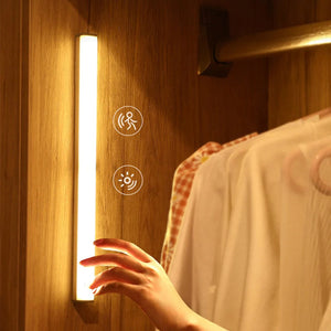 LED-Schrankleuchte mit Bewegungssensor