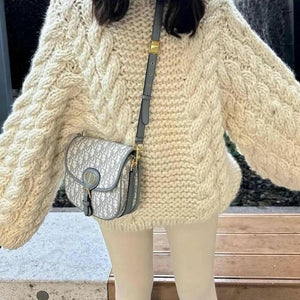 Strickpullover mit weiten Ärmeln