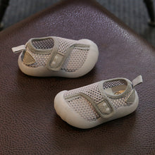 Laden Sie das Bild in den Galerie-Viewer, Non-Slip Baby Mesh Shoes