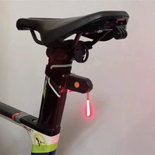 Laden Sie das Bild in den Galerie-Viewer, LED-Fahrradrücklicht