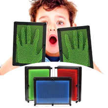 Laden Sie das Bild in den Galerie-Viewer, 3D-Nadelskulptur für Kinder