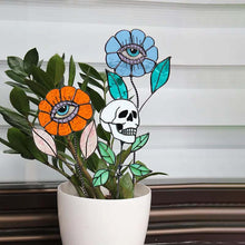 Laden Sie das Bild in den Galerie-Viewer, Frühes Halloween💀Totenkopf-Buntglaspflanze