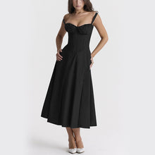 Laden Sie das Bild in den Galerie-Viewer, Trägerkleid mit tiefem Rückenausschnitt