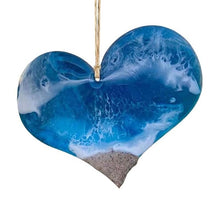 Laden Sie das Bild in den Galerie-Viewer, Hängende Dekoration „Ocean Vows“