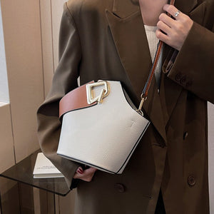 Schlichte kontrastfarbene Schulter-Eimertasche