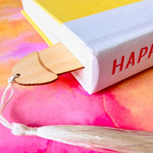 Laden Sie das Bild in den Galerie-Viewer, Lesezeichen in lustiger Form