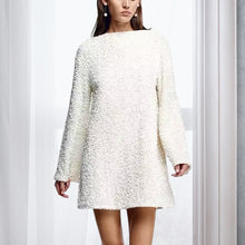 Laden Sie das Bild in den Galerie-Viewer, Kurzes Kleid mit Pailletten