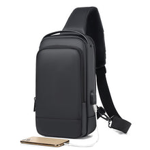 Laden Sie das Bild in den Galerie-Viewer, Brusttasche mit Passwortschutz für Herren