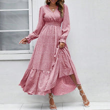 Laden Sie das Bild in den Galerie-Viewer, Maxikleid mit Polka Dots