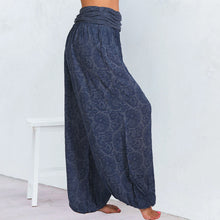 Laden Sie das Bild in den Galerie-Viewer, Atmungsaktive, schnell trocknende Yoga-Haremshose für Damen