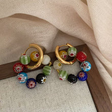 Laden Sie das Bild in den Galerie-Viewer, Boho-Ohrringe mit bunten Lucite-Perlen