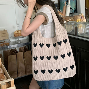 Herz-Schulter-Stricktasche