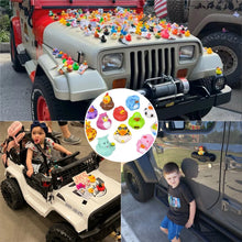 Laden Sie das Bild in den Galerie-Viewer, Jeep-Entenpuppe