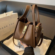 Laden Sie das Bild in den Galerie-Viewer, Ledereimer-Tasche