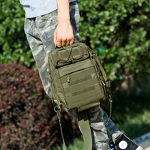 Laden Sie das Bild in den Galerie-Viewer, Canvas Crossbody Brusttasche
