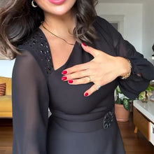 Laden Sie das Bild in den Galerie-Viewer, Kleid mit Perlenbesatz und Puffärmeln an der Taille