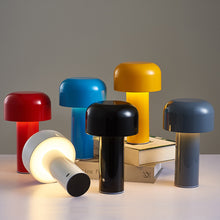 Laden Sie das Bild in den Galerie-Viewer, Kleine LED-Tischlampe in Pilzform
