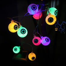 Laden Sie das Bild in den Galerie-Viewer, LED-Halloween-Augapfel-Lichterkette