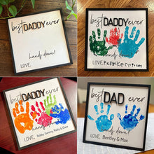 Laden Sie das Bild in den Galerie-Viewer, Personalisiertes Papa-Handabdruckschild aus Holz, DIY-Geschenk zum Vatertag