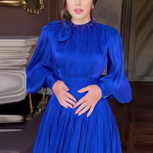 Laden Sie das Bild in den Galerie-Viewer, Laterne Langärmeliges Kleid ohne Taille