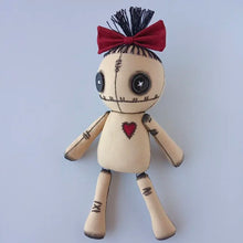 Laden Sie das Bild in den Galerie-Viewer, Halloween-Voodoo-Puppen-Nähschablonen-Set (6-teilig) - mit Anleitung